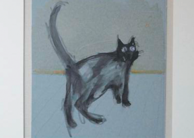 Schwarze Katze mit leuchtenden Augen, traditionell gemalt, auf hellblauem Hintergrund, abstrakte Kunst, kreative Katzenillustration, moderne Katzenkunst, handgezeichnetes Katzenbild, Sonofilme, Katzenliebhaber, Kunstwerk mit Katze, gemalte Katzenillustration, dekorative Katzenwandkunst.